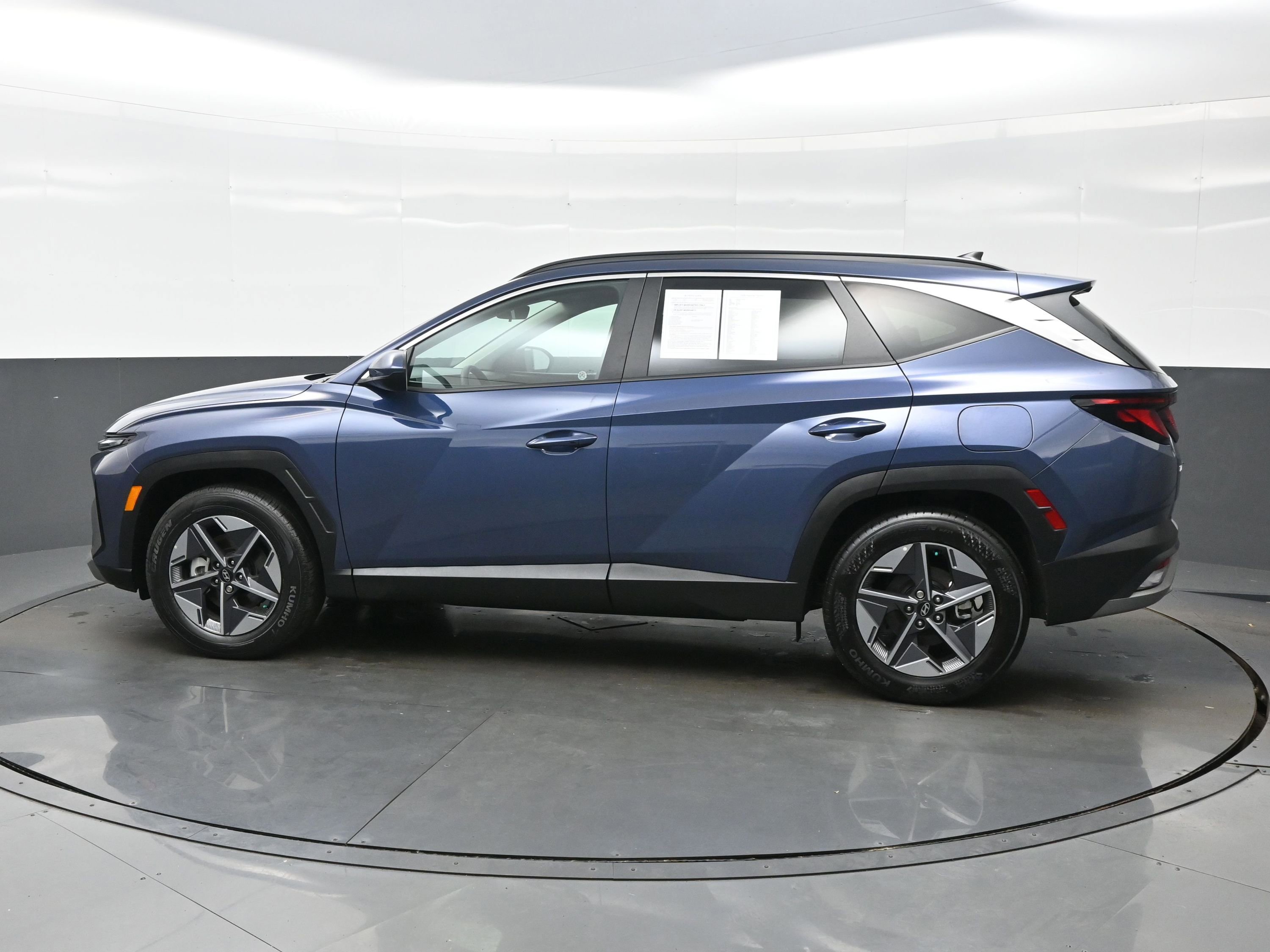 Certified 2026 Hyundai Tucson SEL FWD image 3