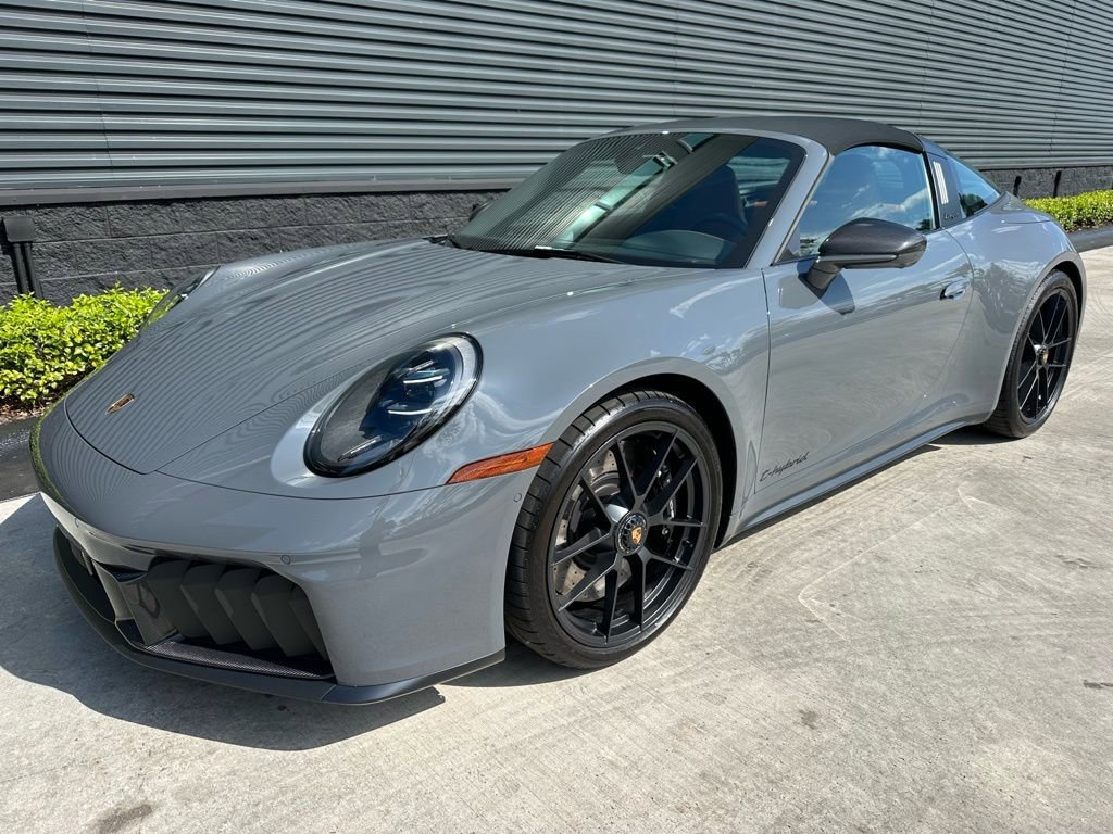 Certified 2026 Porsche 911 Targa 4 GTS image 7