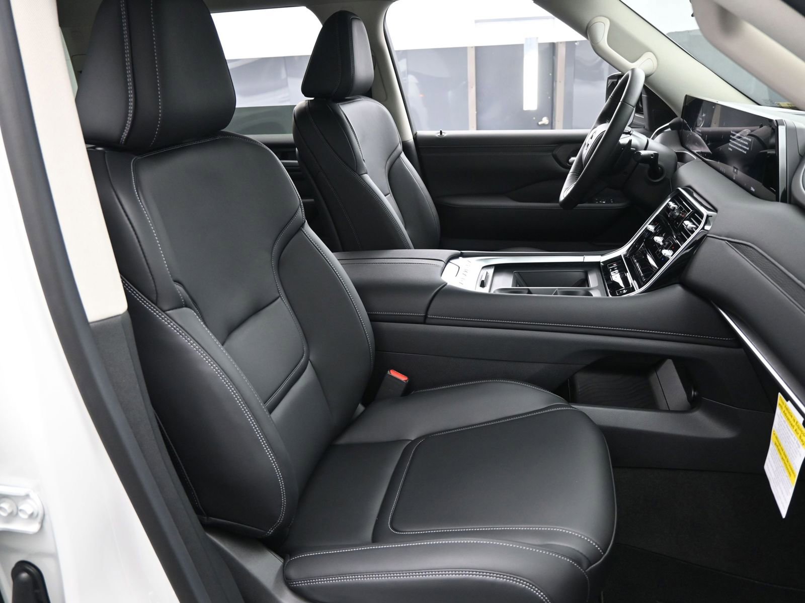 New 2026 Nissan Armada SV AWD/4WD image 15