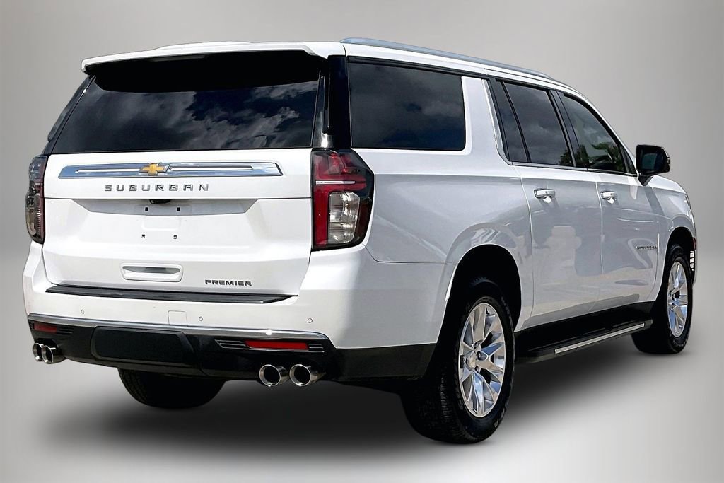 Used 2021 Chevrolet Suburban Premier w/ Premium Package AWD/4WD image 5