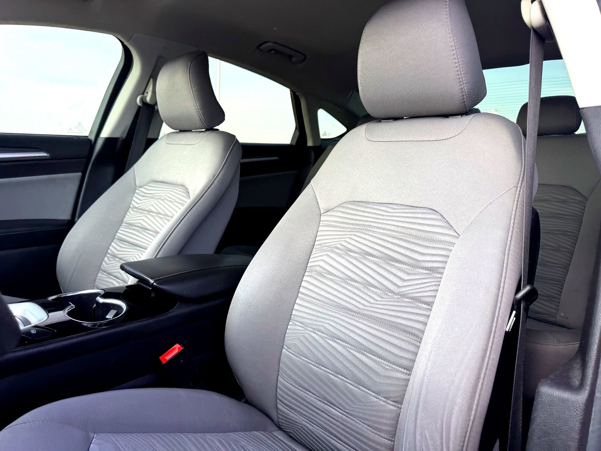 Used 2016 Ford Fusion S image 14