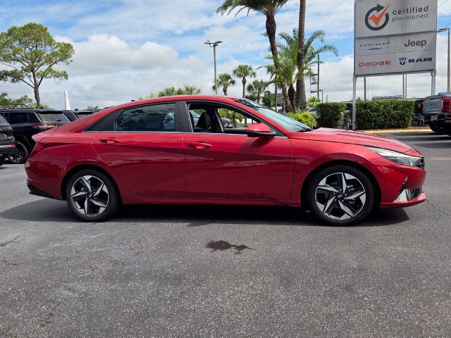 Used 2023 Hyundai Elantra Limited FWD image 8