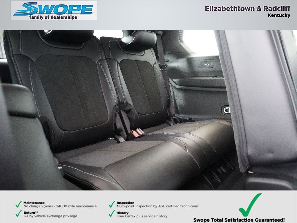 New 2025 Jeep Grand Cherokee L Altitude image 9