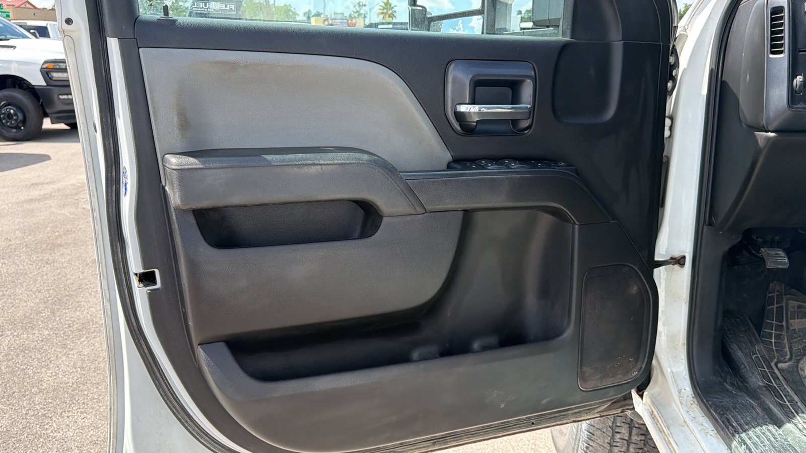 Used 2019 GMC Sierra 3500 4x4 Crew Cab w/ Sierra Convenience Package image 9