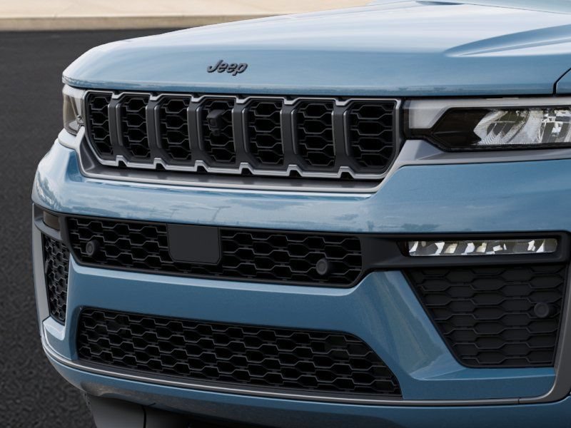 New 2026 Jeep Grand Cherokee Limited AWD/4WD image 11