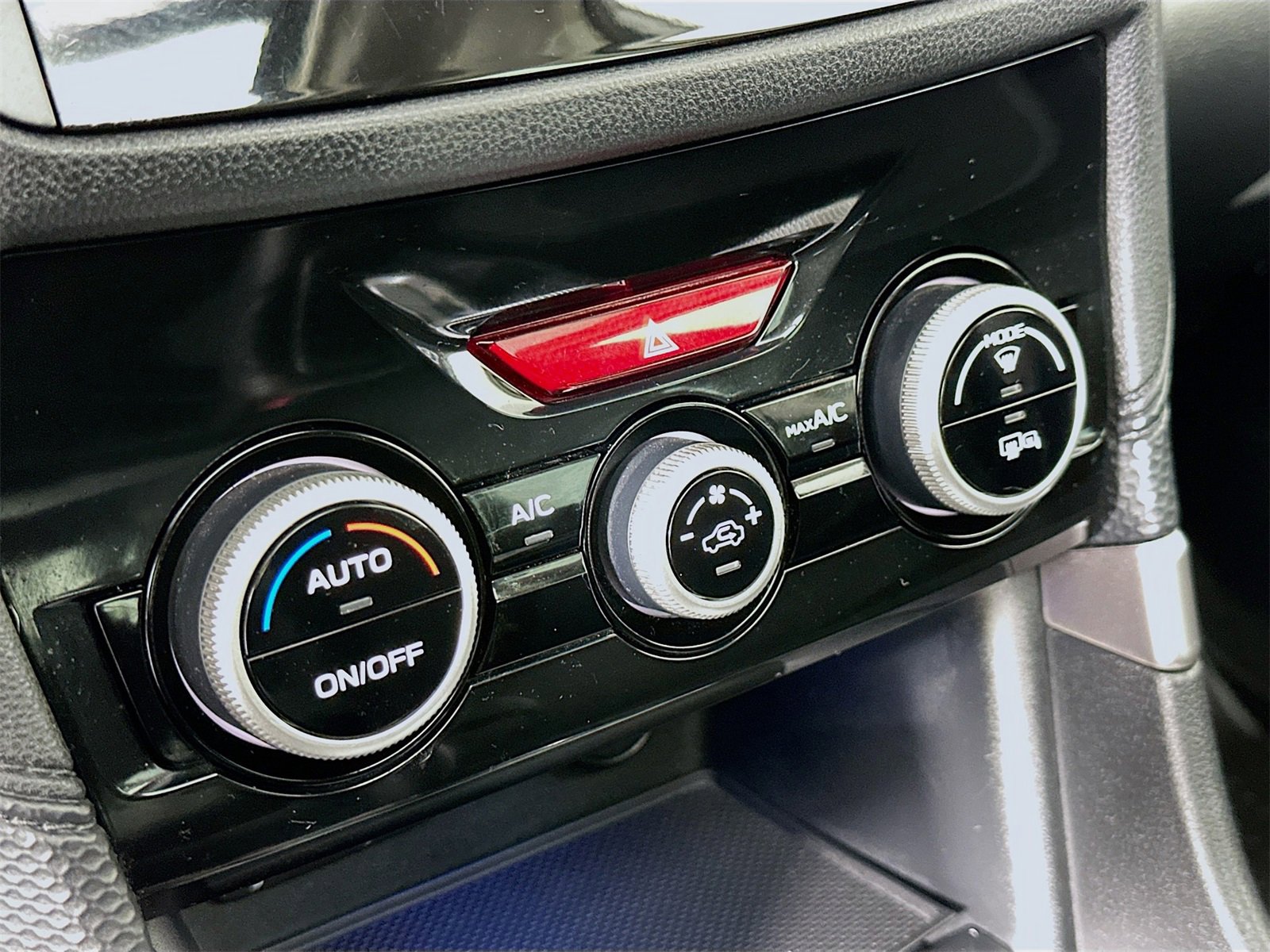 Used 2020 Subaru Forester Premium image 15