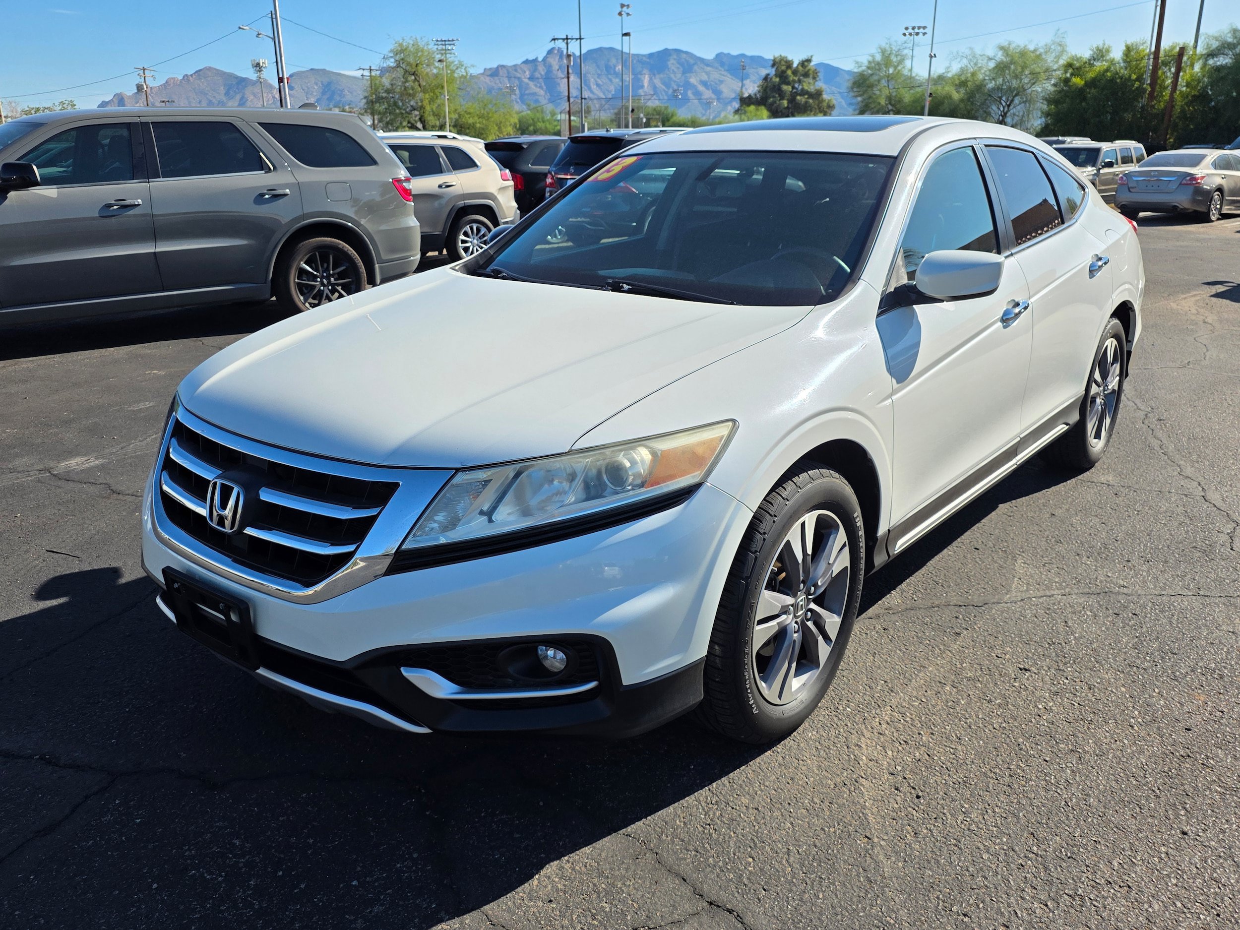 Used 2013 Honda Crosstour EX image 1