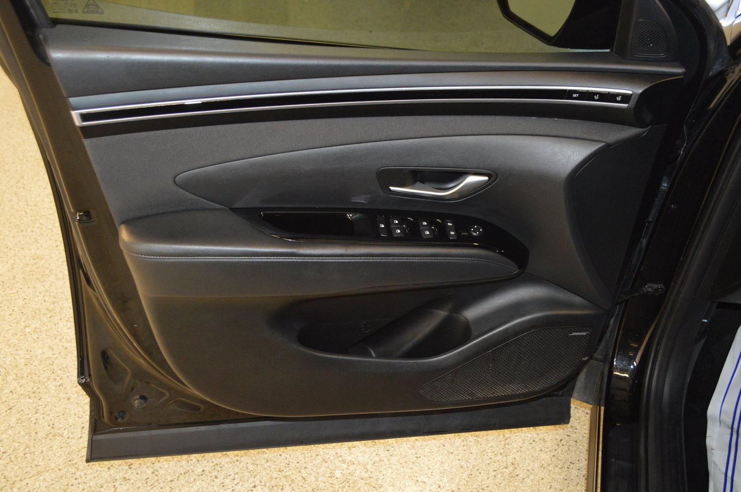 Used 2022 Hyundai Tucson Limited AWD/4WD image 14