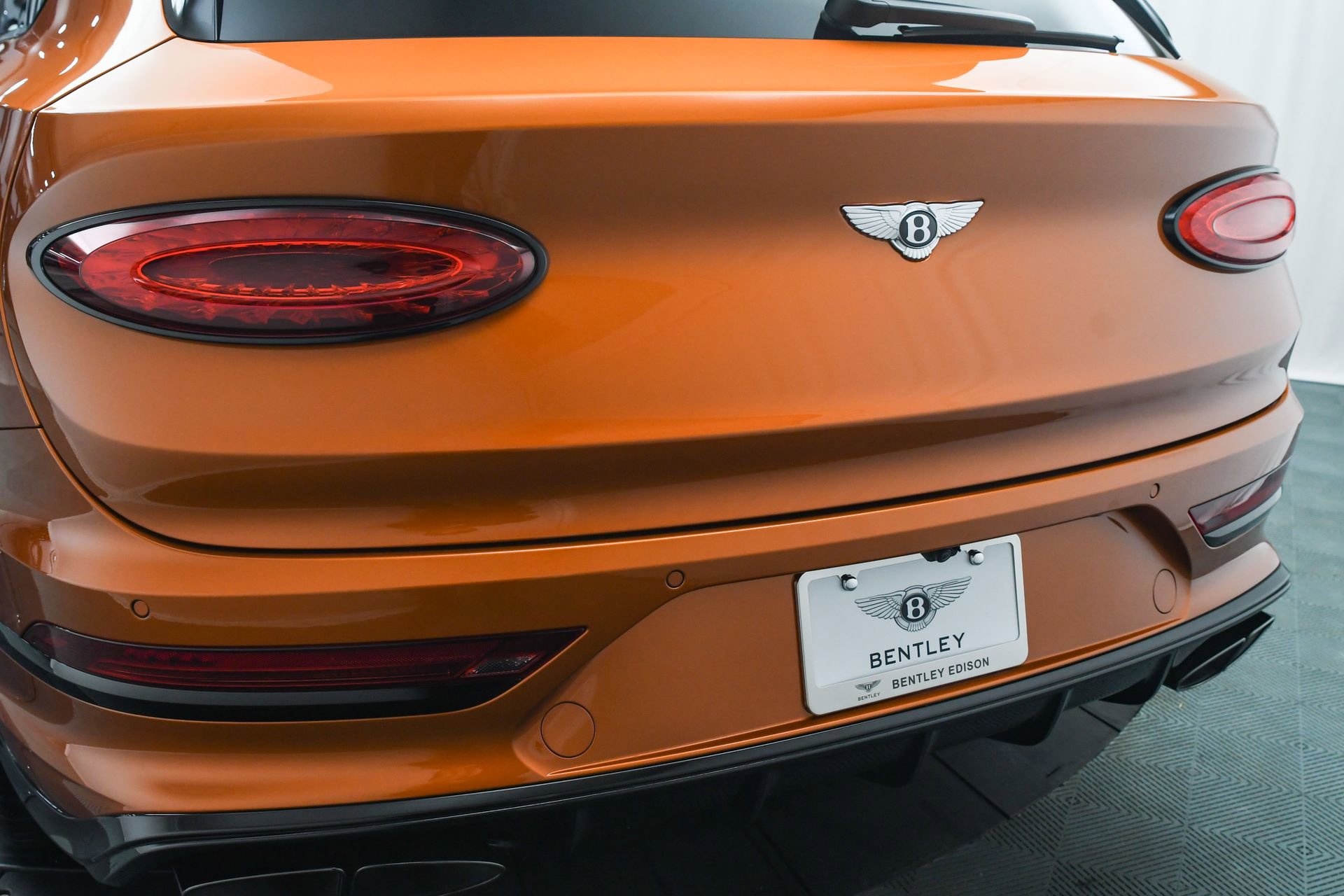 Certified 2022 Bentley Bentayga image 22