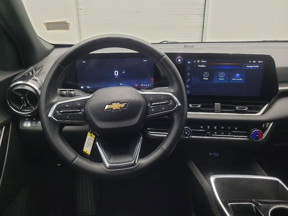 Used 2025 Chevrolet Equinox LT image 22