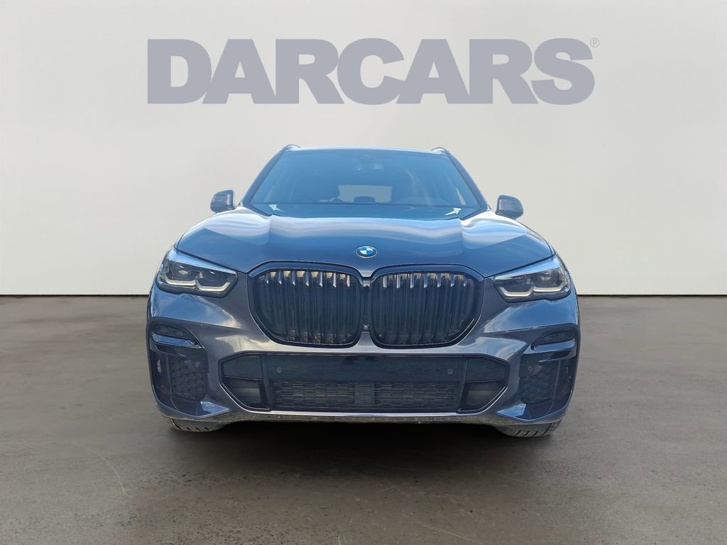 Certified 2022 BMW X5 xDrive40i w/ M Sport Package image 2