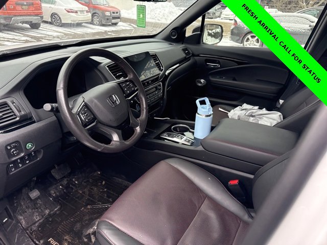 Certified 2025 Honda Ridgeline Black Edition image 12
