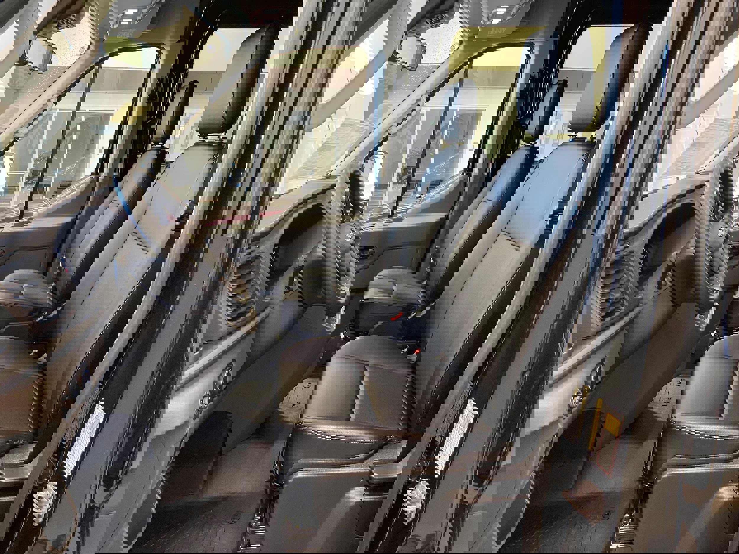 New 2026 Ford Transit 250 148 Medium Roof Extended AWD w/ Exterior Upgrade Package image 15