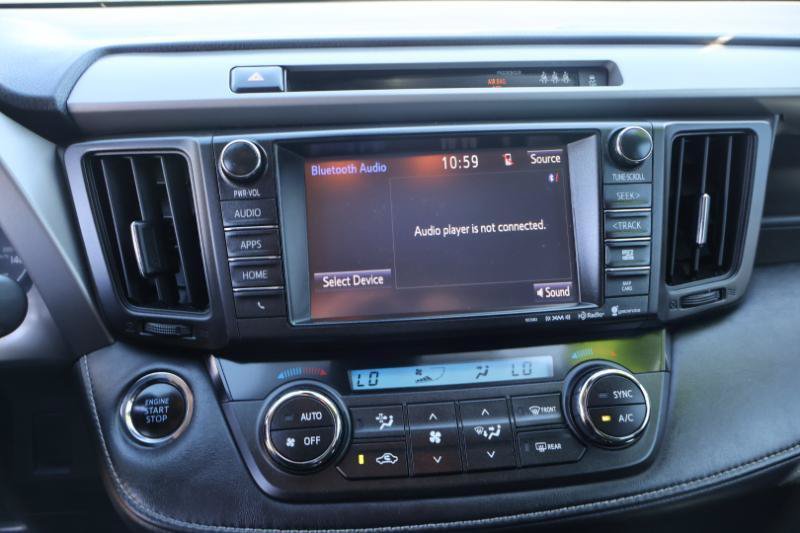 Used 2017 Toyota RAV4 Limited w/ Carpet Mat Package FWD image 18