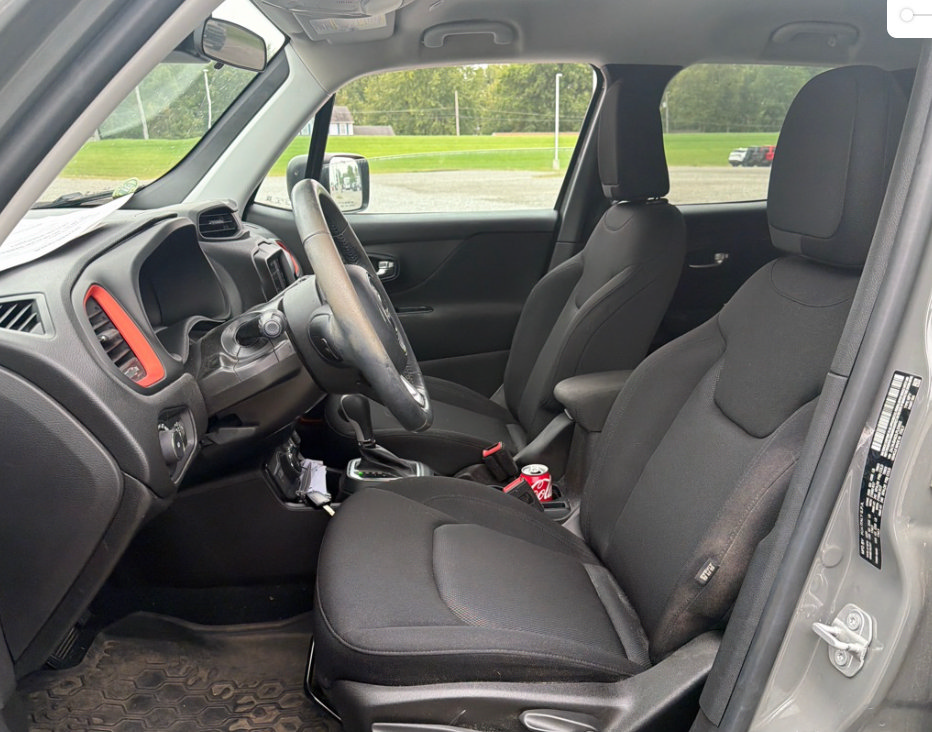 Used 2020 Jeep Renegade Sport AWD/4WD image 6