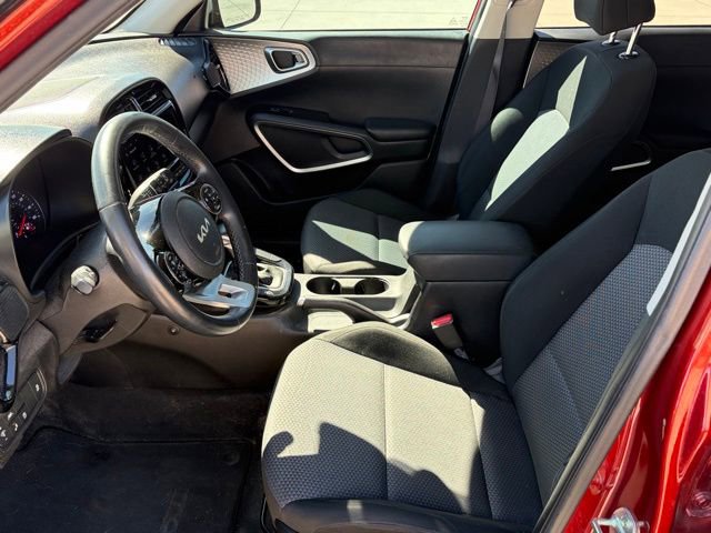 Used 2022 Kia Soul X-Line image 11