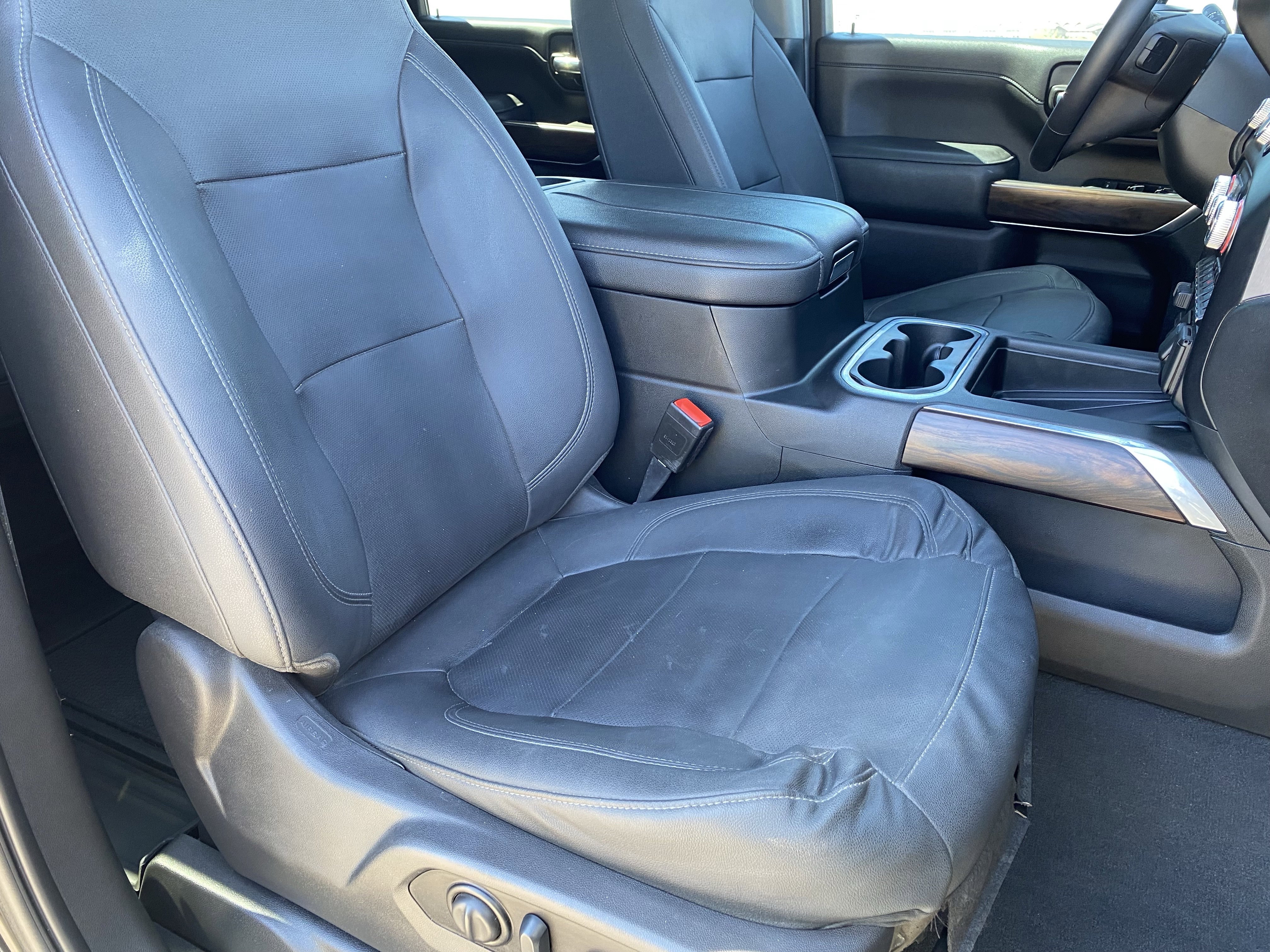 Used 2023 GMC Sierra 2500 SLT w/ SLT Preferred Package AWD/4WD image 10