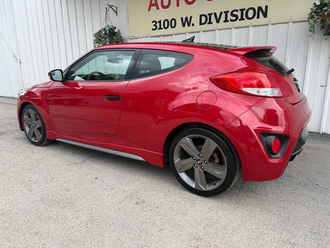 Used 2015 Hyundai Veloster Turbo w/ Option Group 04 FWD image 6