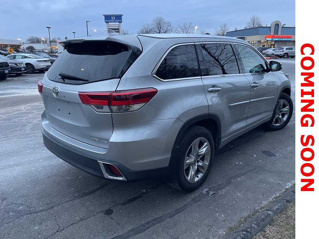 Used 2019 Toyota Highlander Limited image 6