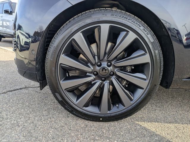 New 2026 Land Rover Range Rover SV image 22