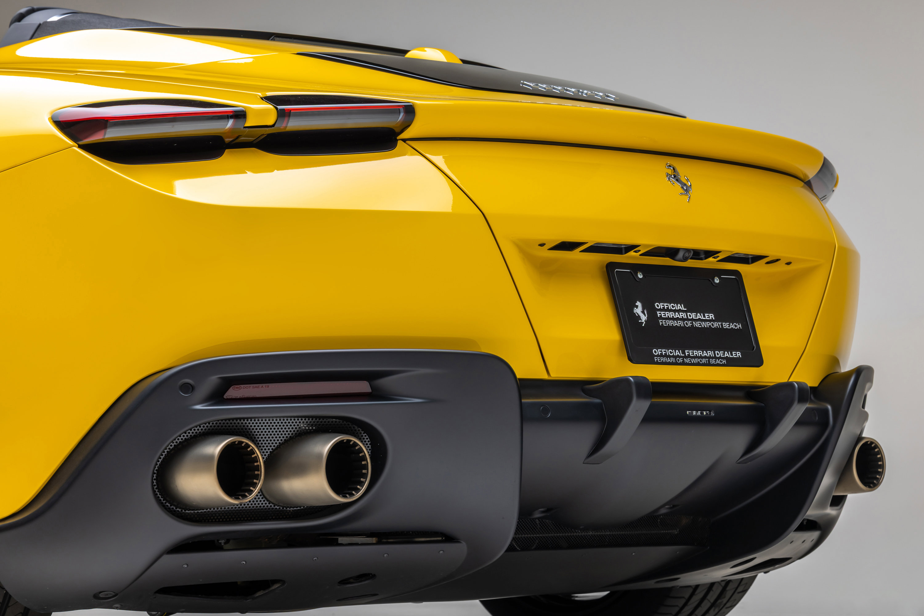 Certified 2025 Ferrari Roma Spider image 21