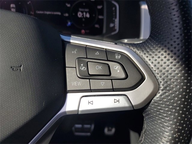 Certified 2023 Volkswagen Atlas SEL R-Line image 28