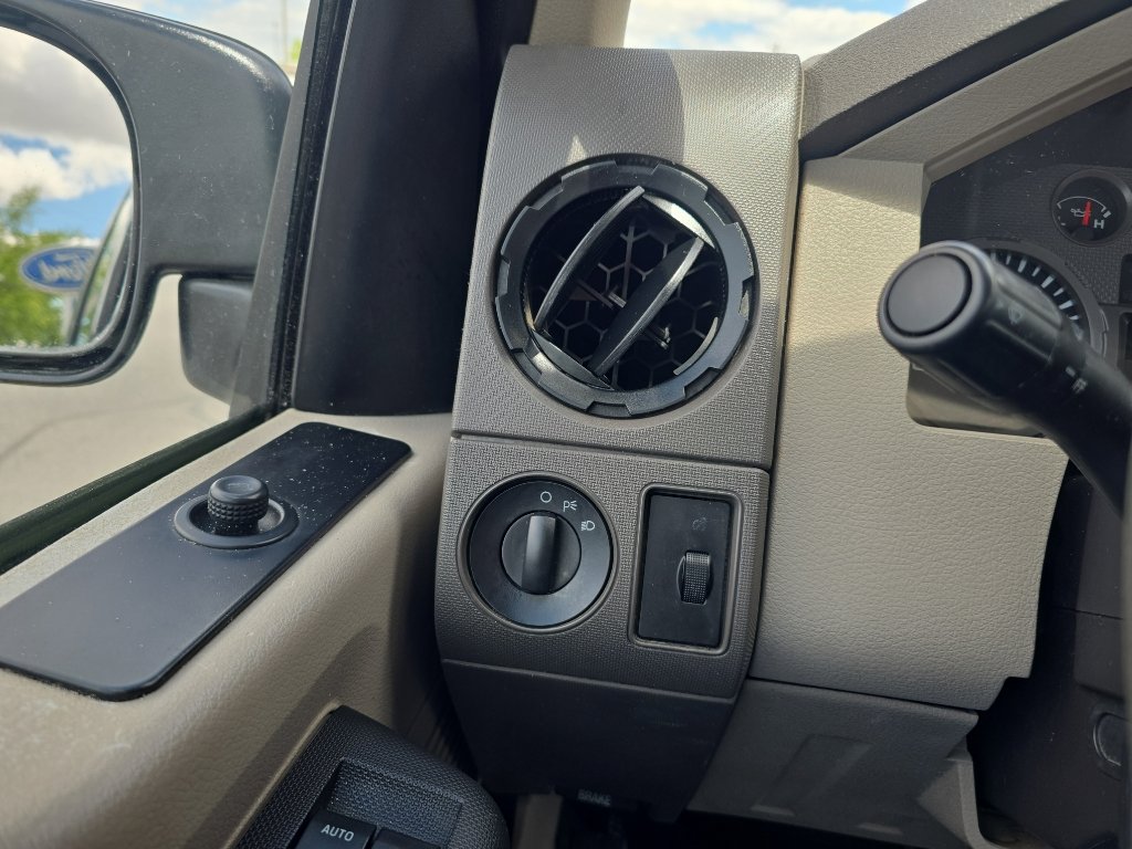 Used 2008 Ford F350 XL AWD/4WD image 19