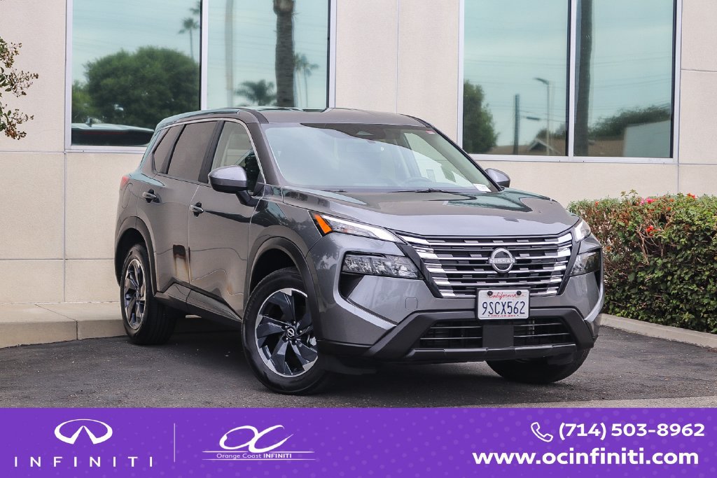 Used 2025 Nissan Rogue SV