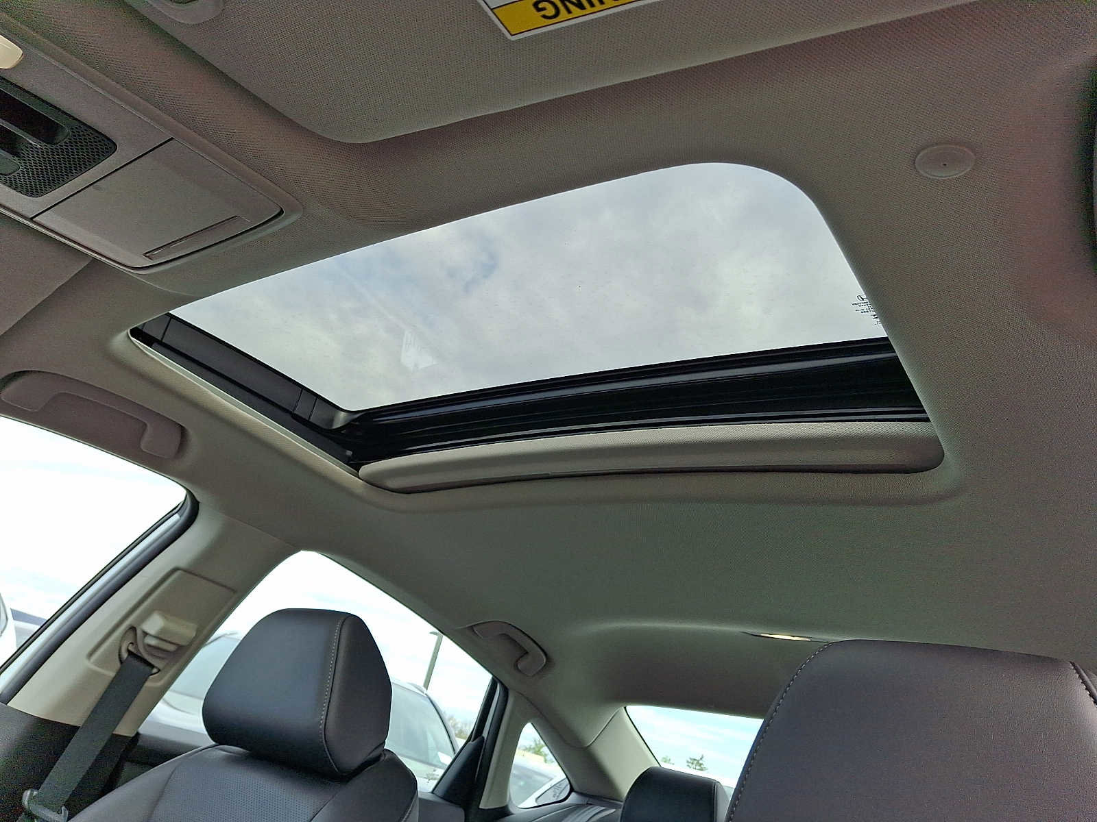 Used 2024 Honda Accord Touring image 12