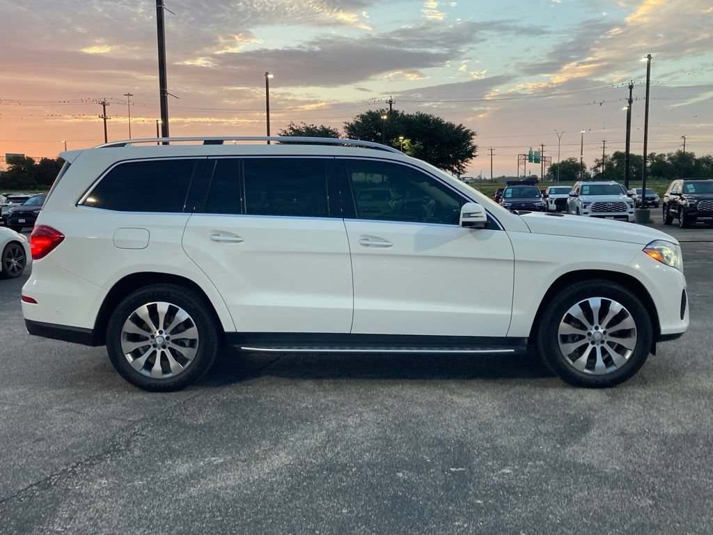Used 2017 Mercedes-Benz GLS 450 4MATIC image 3