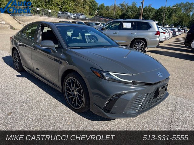Used 2025 Toyota Camry XSE AWD/4WD image 2