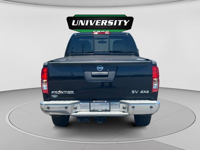Used 2017 Nissan Frontier SV w/ SV Value Truck Package AWD/4WD image 4