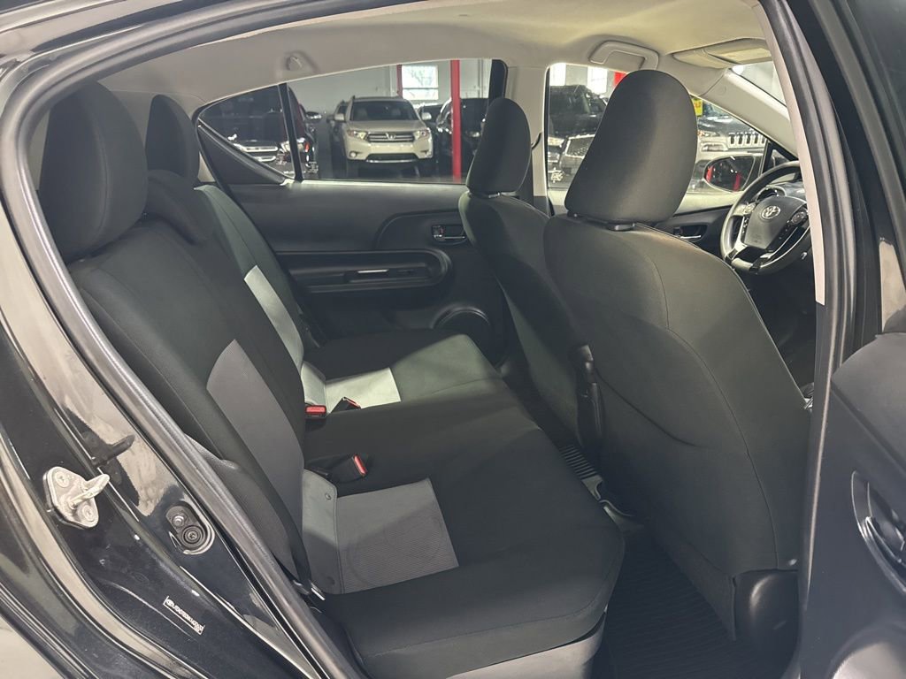 Used 2019 Toyota Prius C FWD image 33