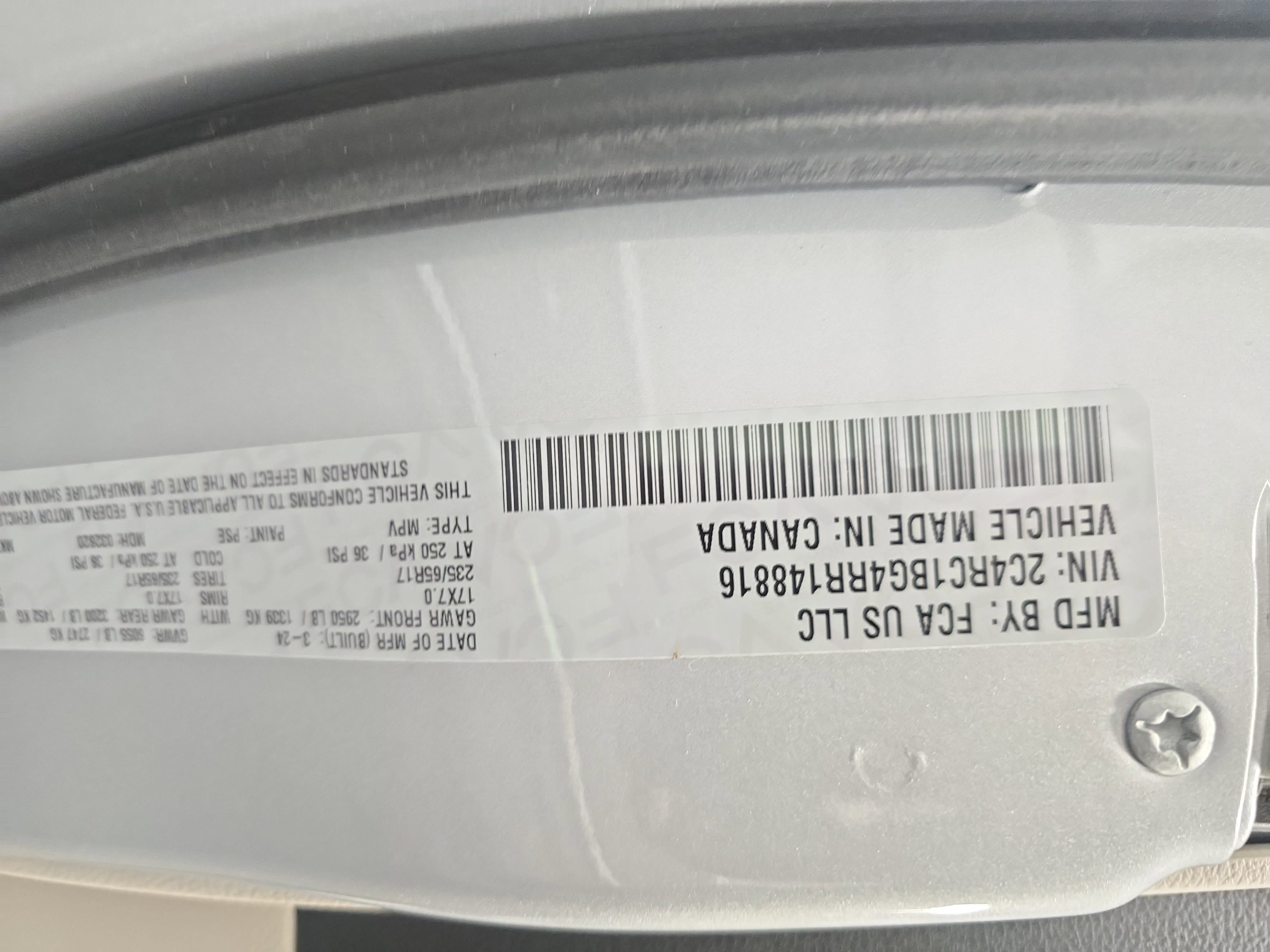 Used 2024 Chrysler Pacifica Touring-L image 31