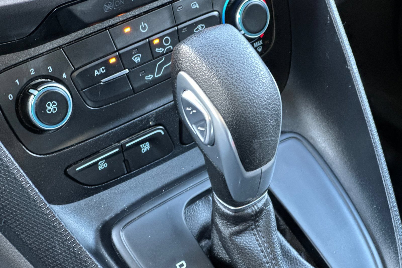 Used 2023 Ford Transit Connect XL FWD image 14