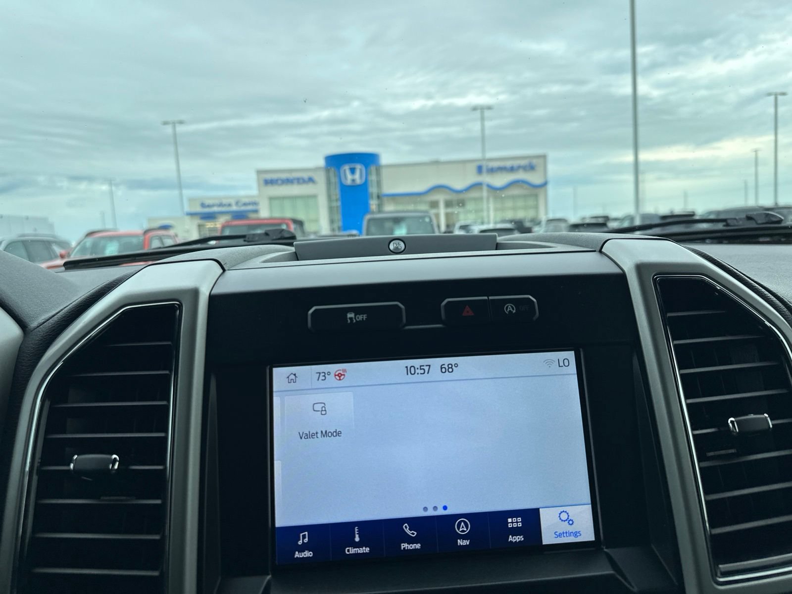 Used 2019 Ford F150 Lariat w/ Equipment Group 502A Luxury AWD/4WD image 66