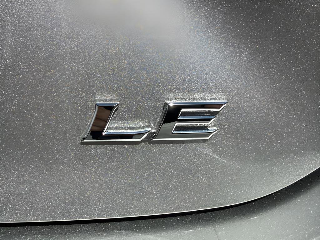 Used 2025 Toyota Camry LE image 43