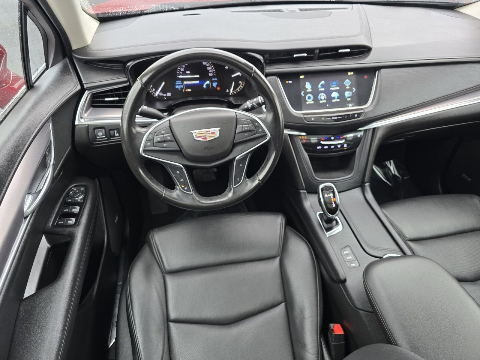 Used 2019 Cadillac XT5 Luxury image 24