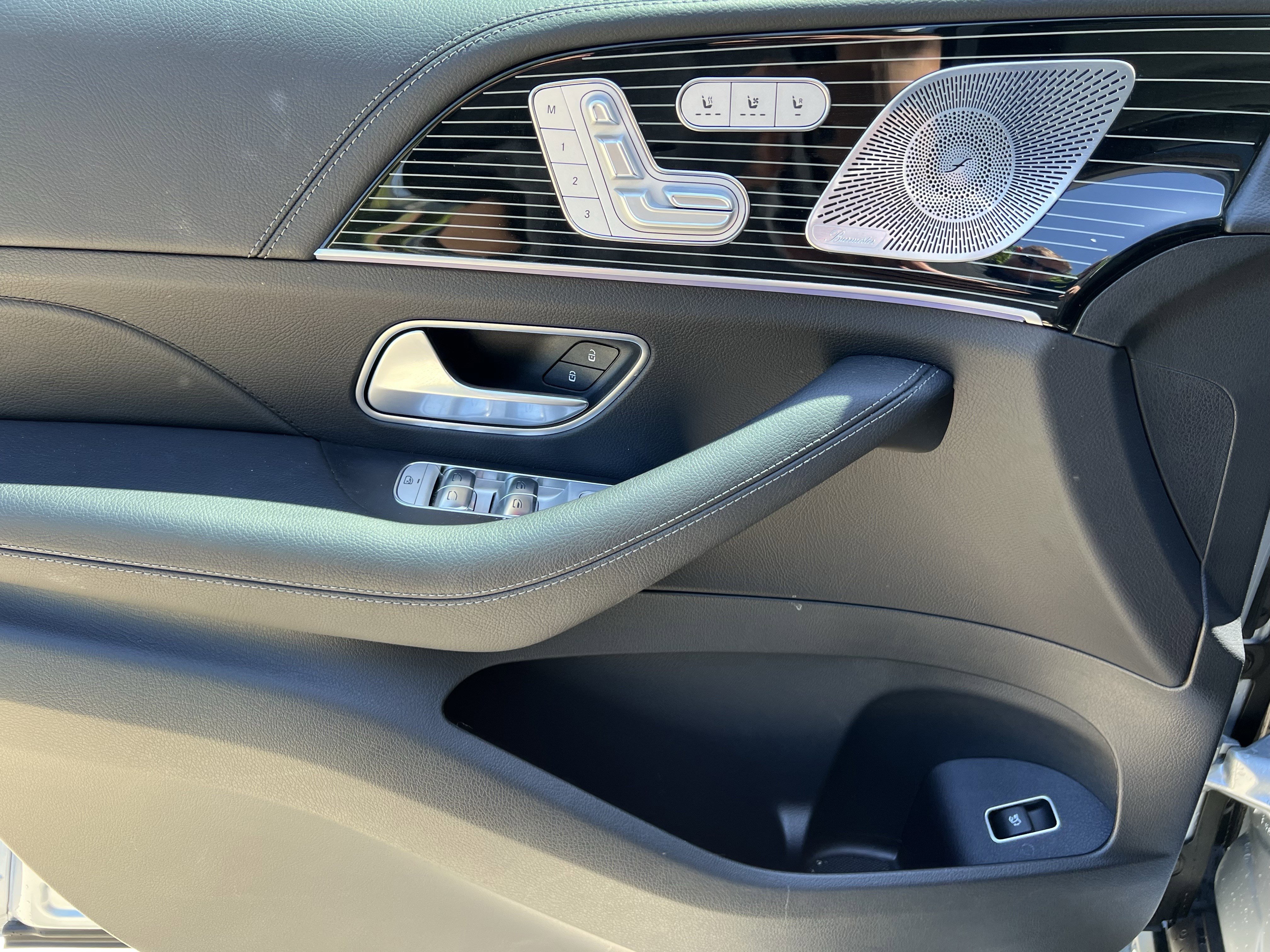 Used 2026 Mercedes-Benz GLS 580 4MATIC image 14