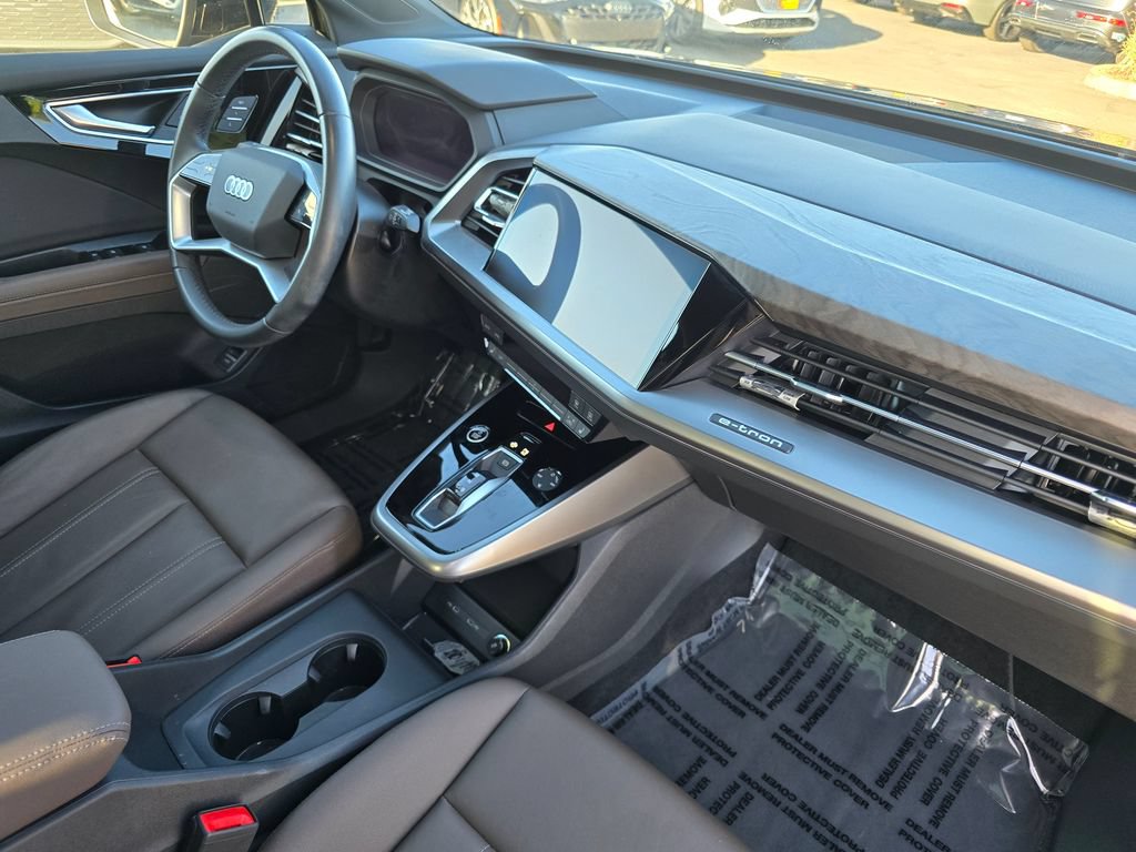 Used 2023 Audi Q4 e-tron Premium w/ Convenience Package RWD image 11