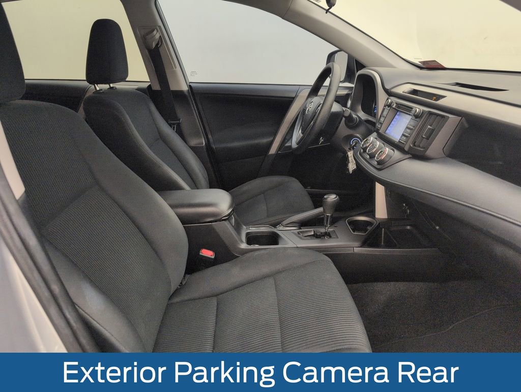 Used 2017 Toyota RAV4 LE FWD image 15