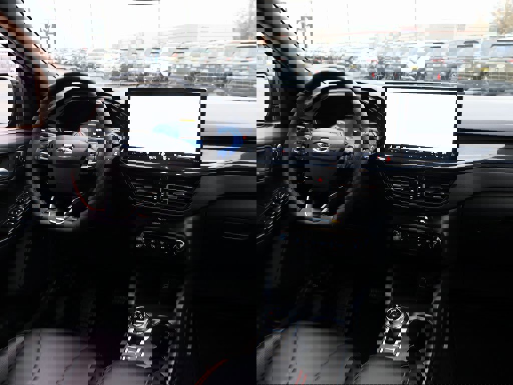 Used 2025 Ford Escape ST-Line Elite w/ Premium Technology Package image 14