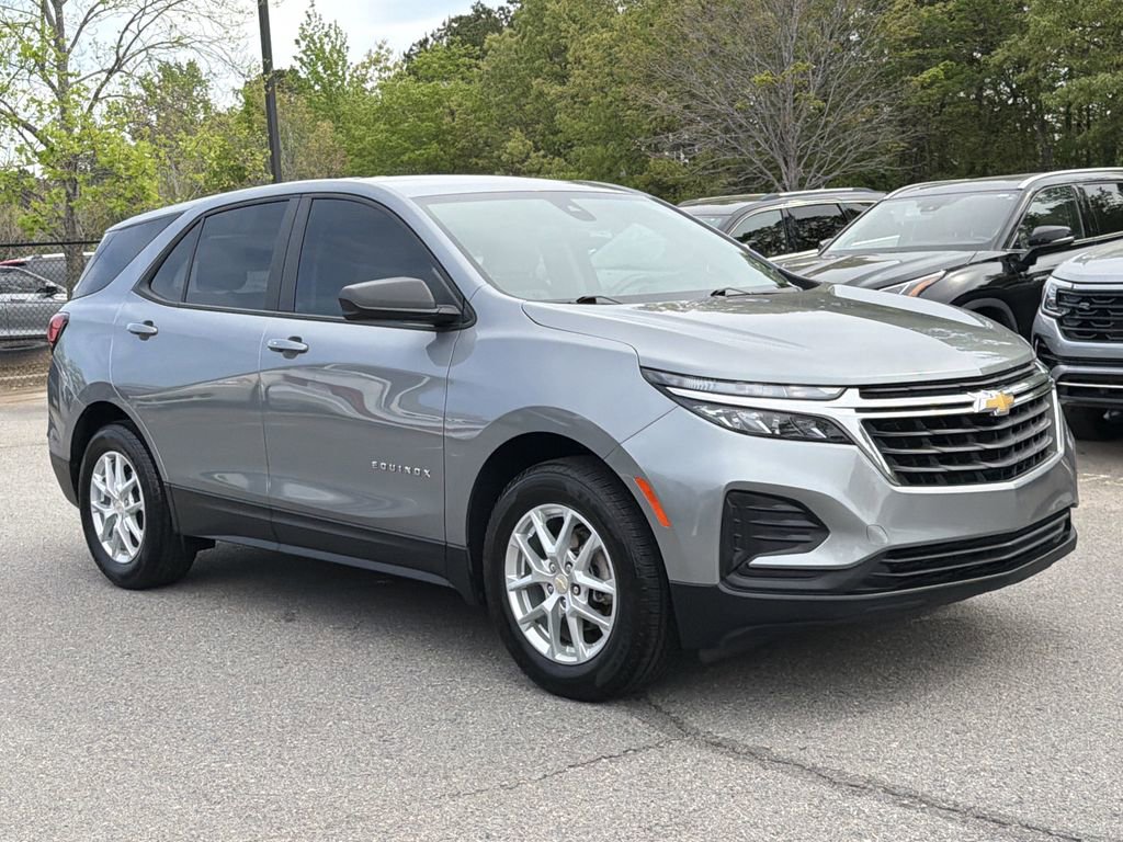 Used 2023 Chevrolet Equinox LS image 7