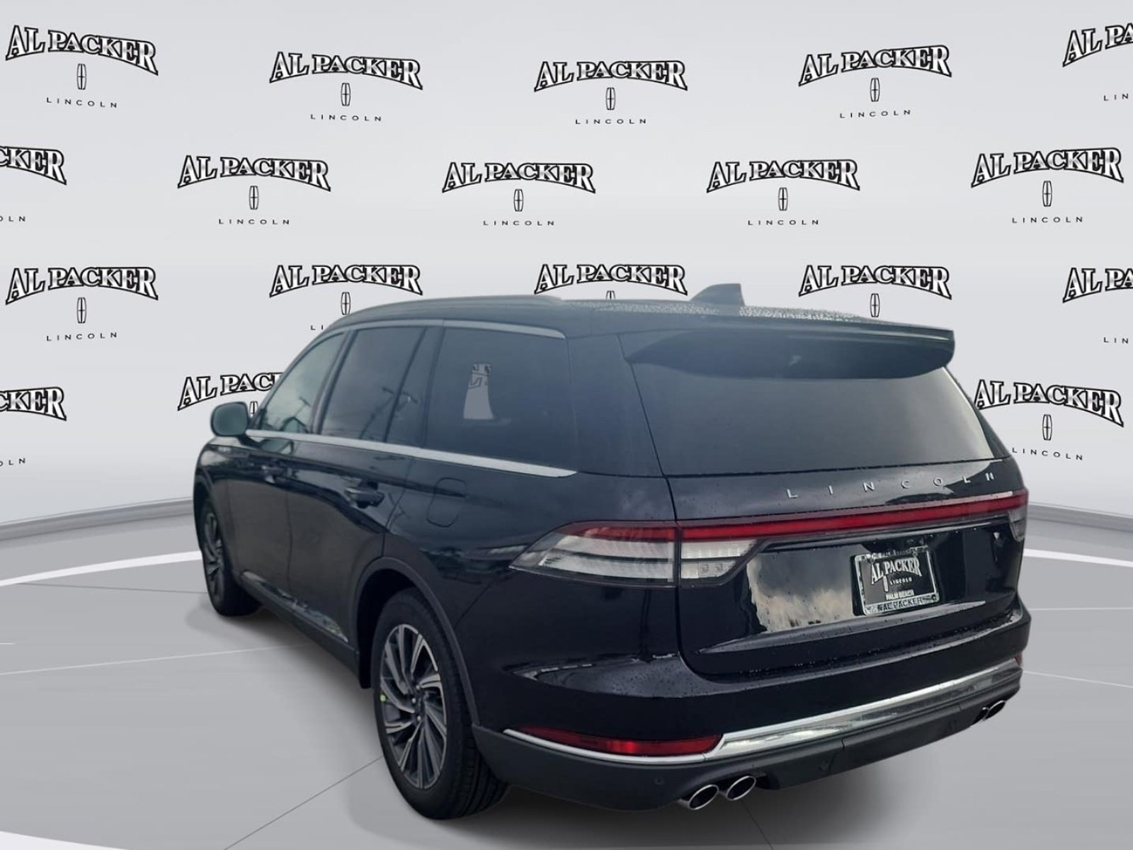 New 2026 Lincoln Aviator 2WD image 3