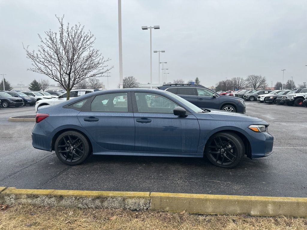 Used 2025 Honda Civic Sport image 11