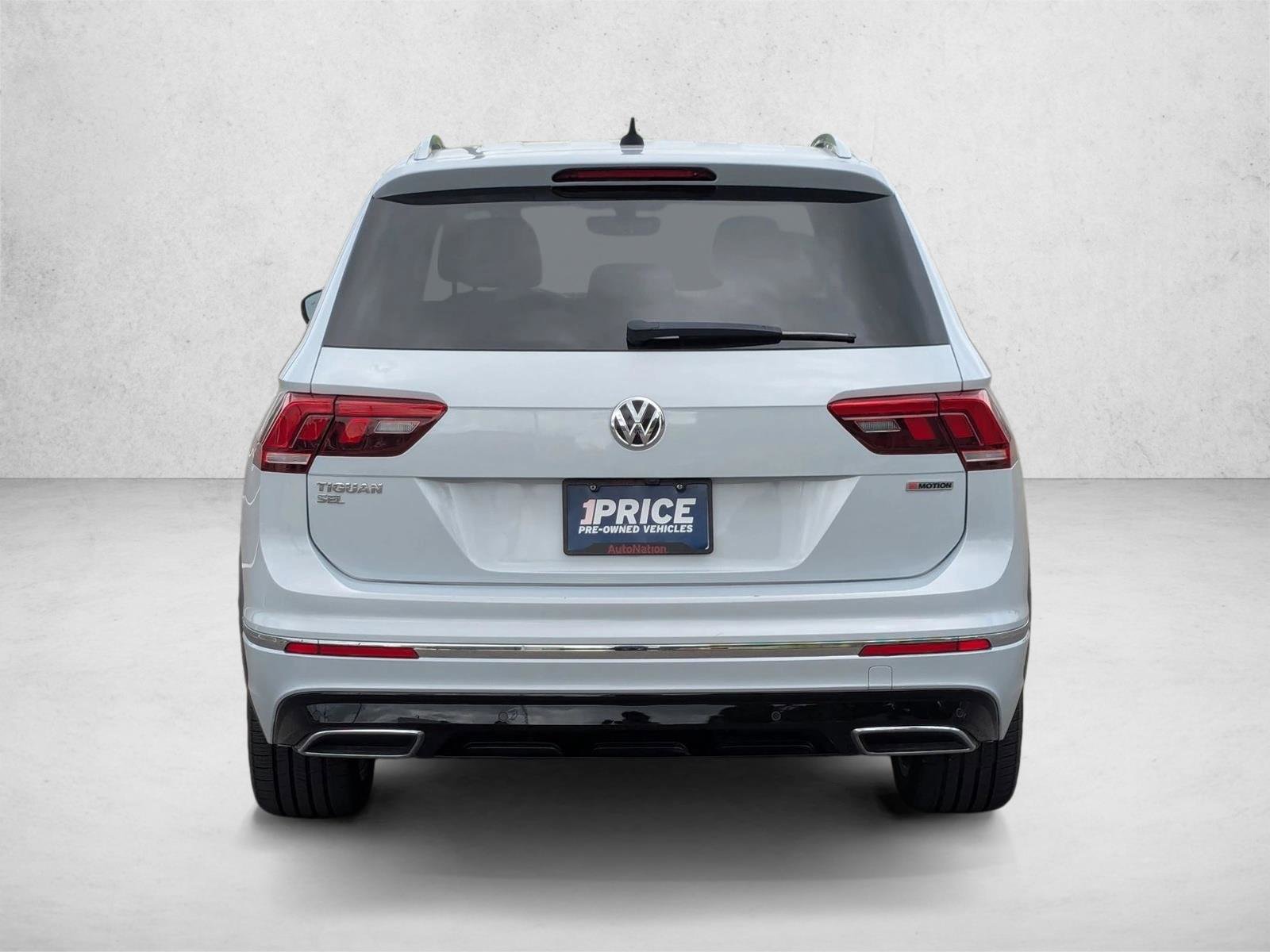 Used 2019 Volkswagen Tiguan SEL R-Line AWD/4WD image 7