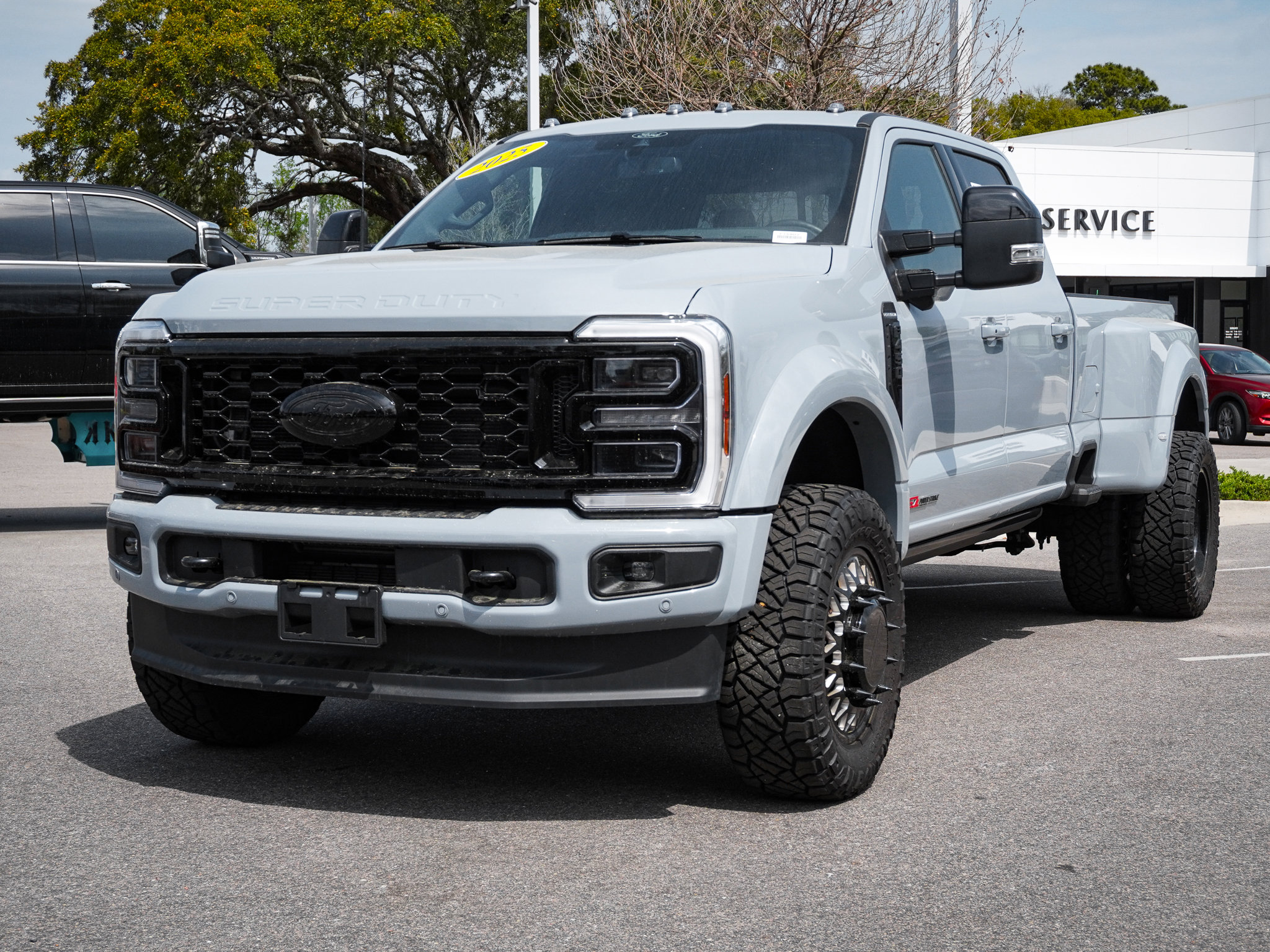 Used 2025 Ford F450 Platinum AWD/4WD image 5