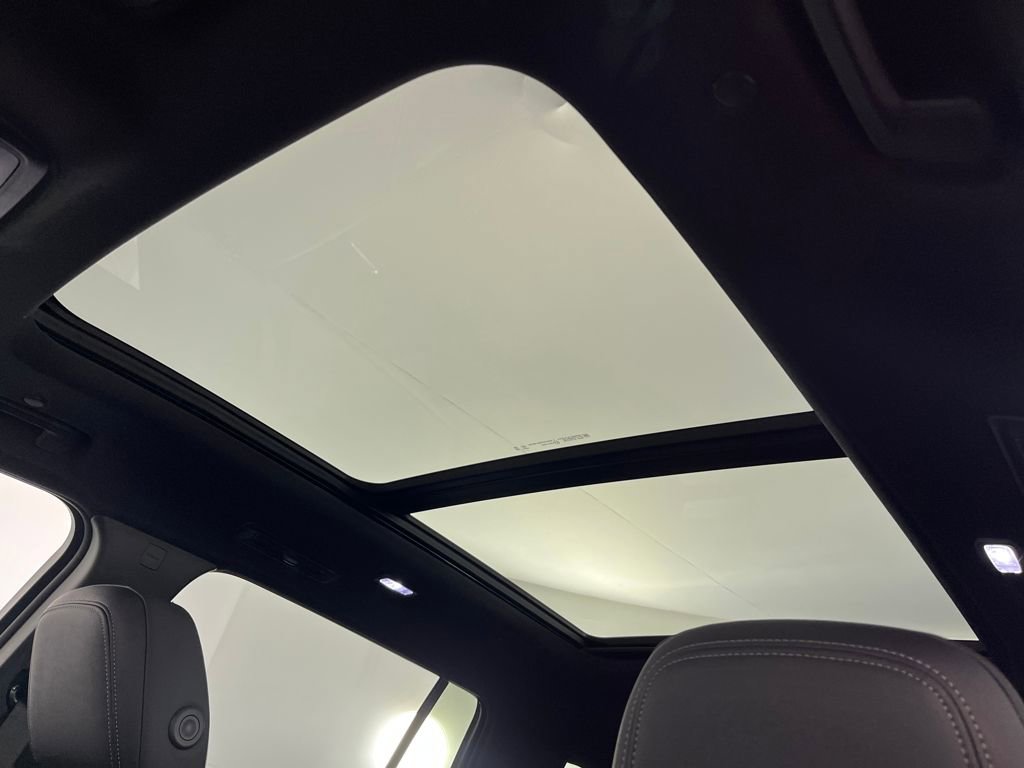 New 2026 Chevrolet Traverse High Country image 24