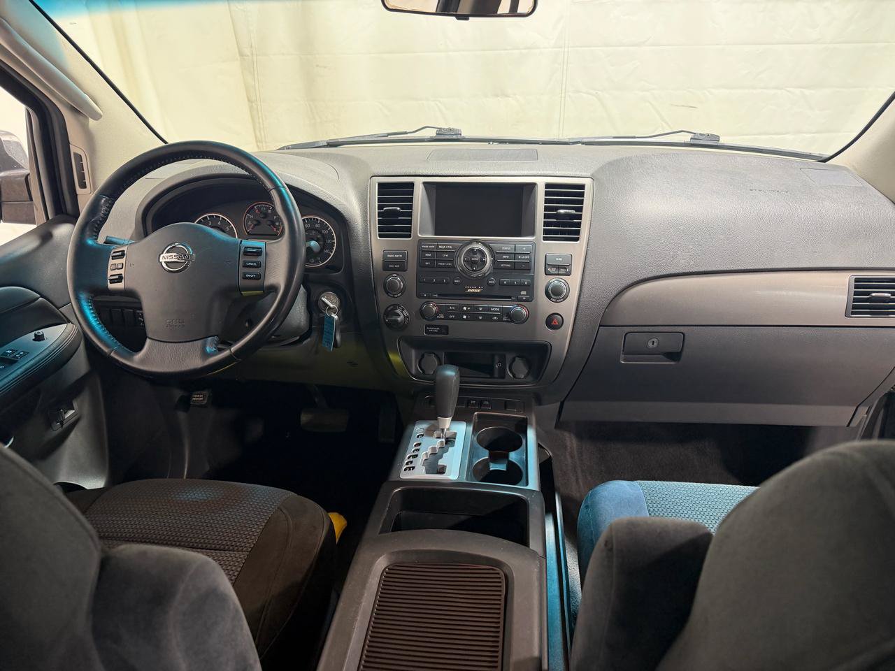 Used 2010 Nissan Armada SE AWD/4WD image 16