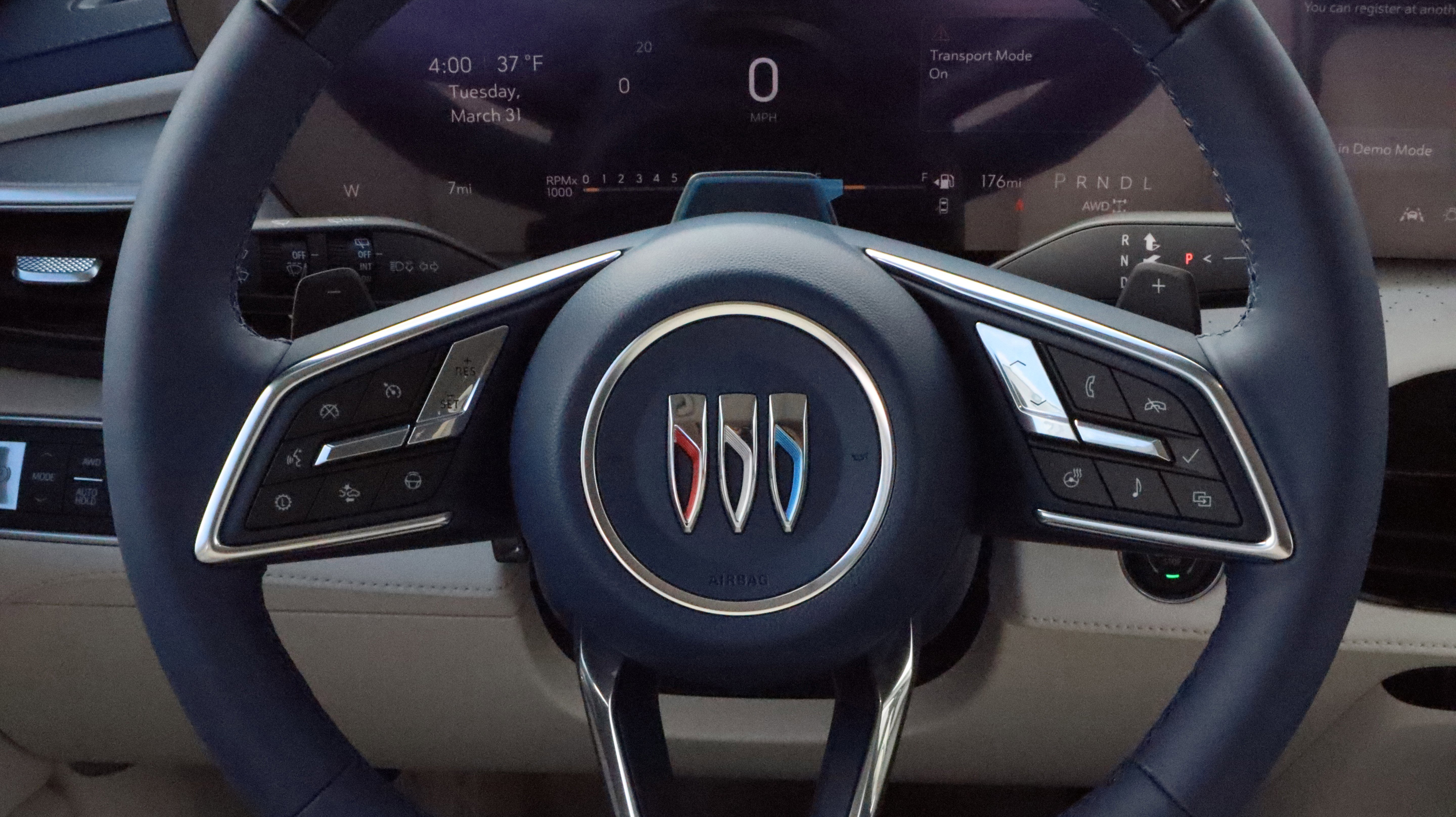 New 2026 Buick Enclave Avenir w/ Super Cruise Package image 9